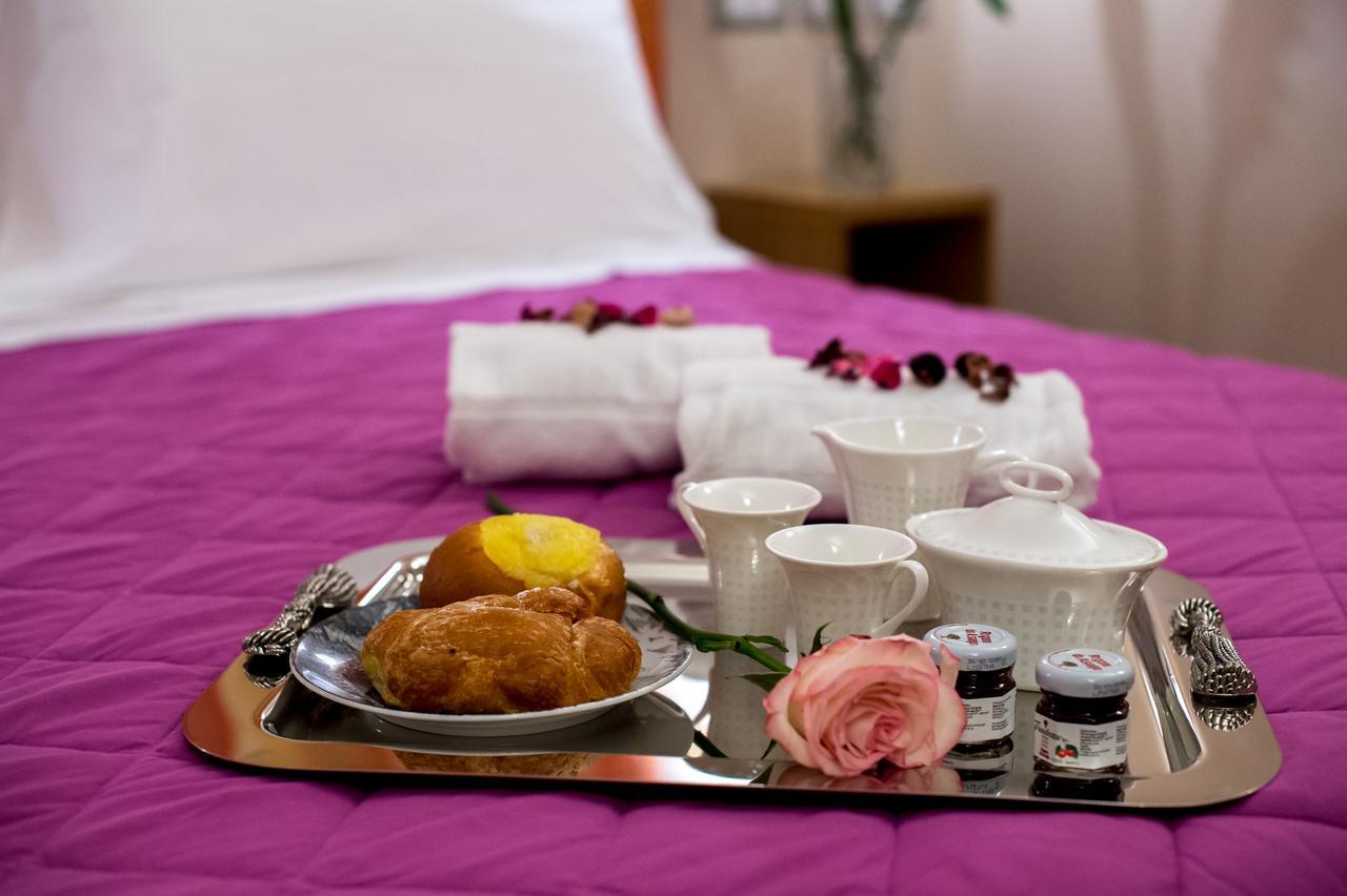 Dolcedorme Garni Hotel ปาร์มา ภายนอก รูปภาพ